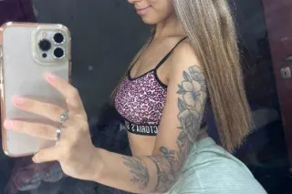 petite and yummy treat 🍭 craving a naughty fuck buddy 😈 - Image 4